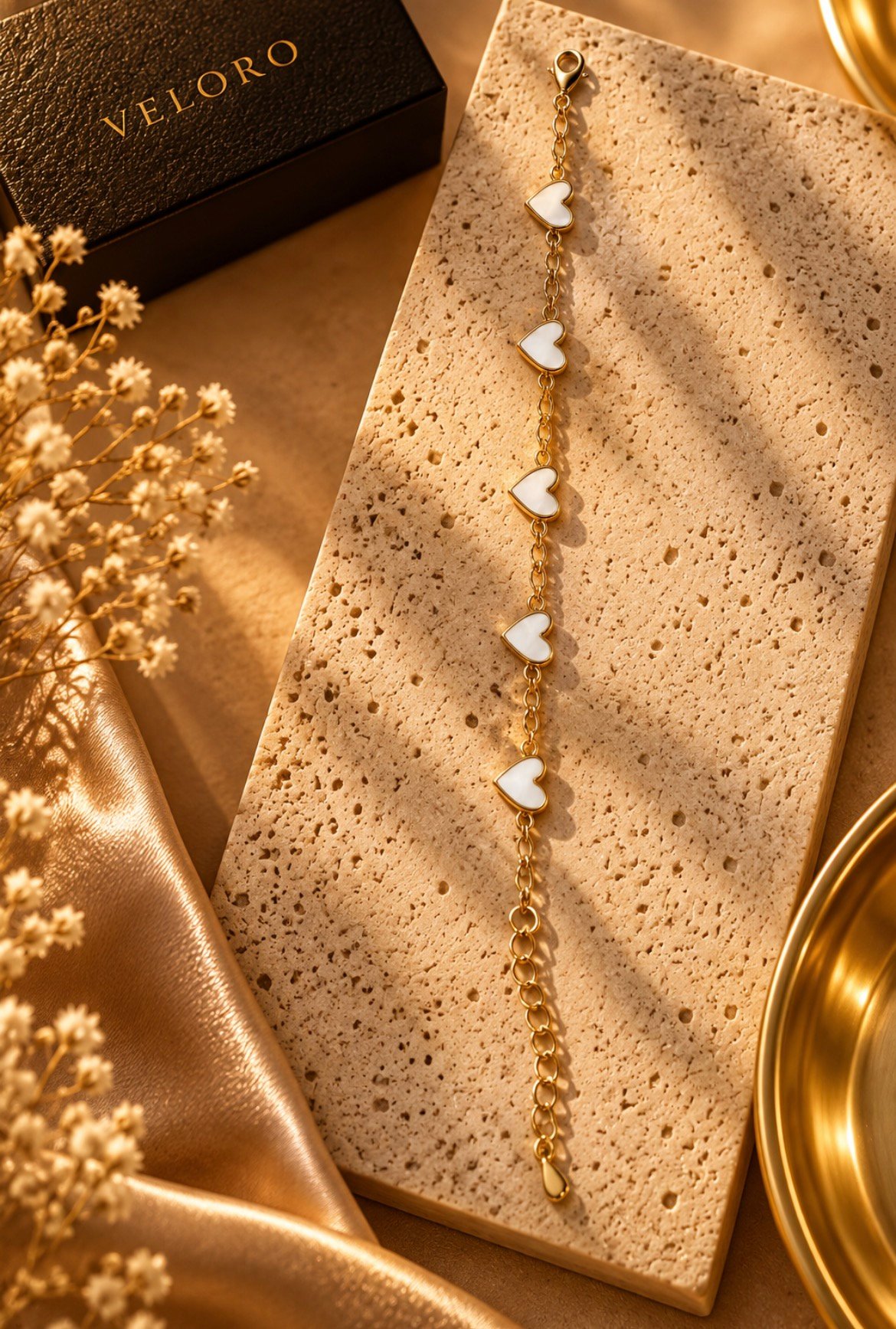 Ivory Heart Bracelet – Gold
